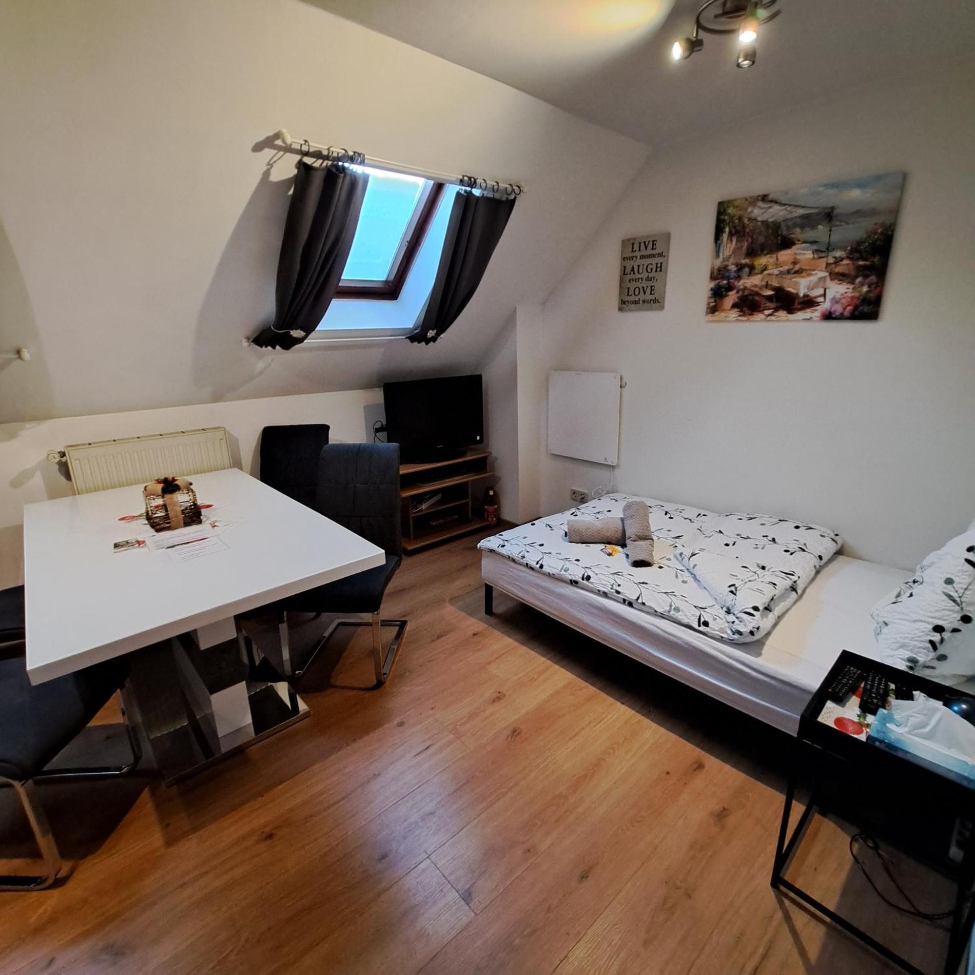 Apartment Schloffer Weiz Exterior photo